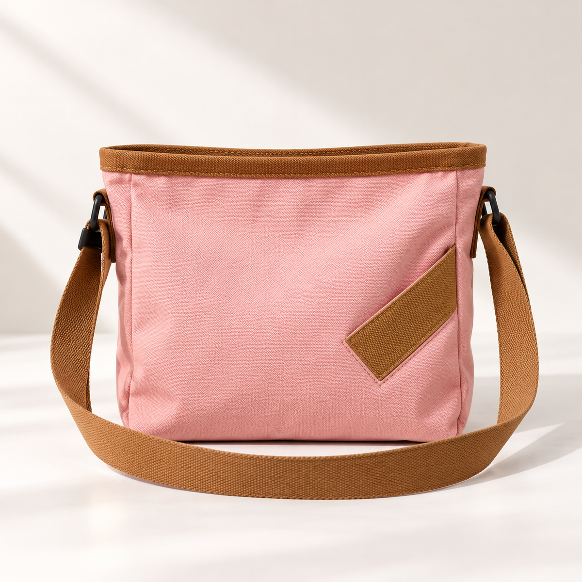 Éloise Tote em Lona